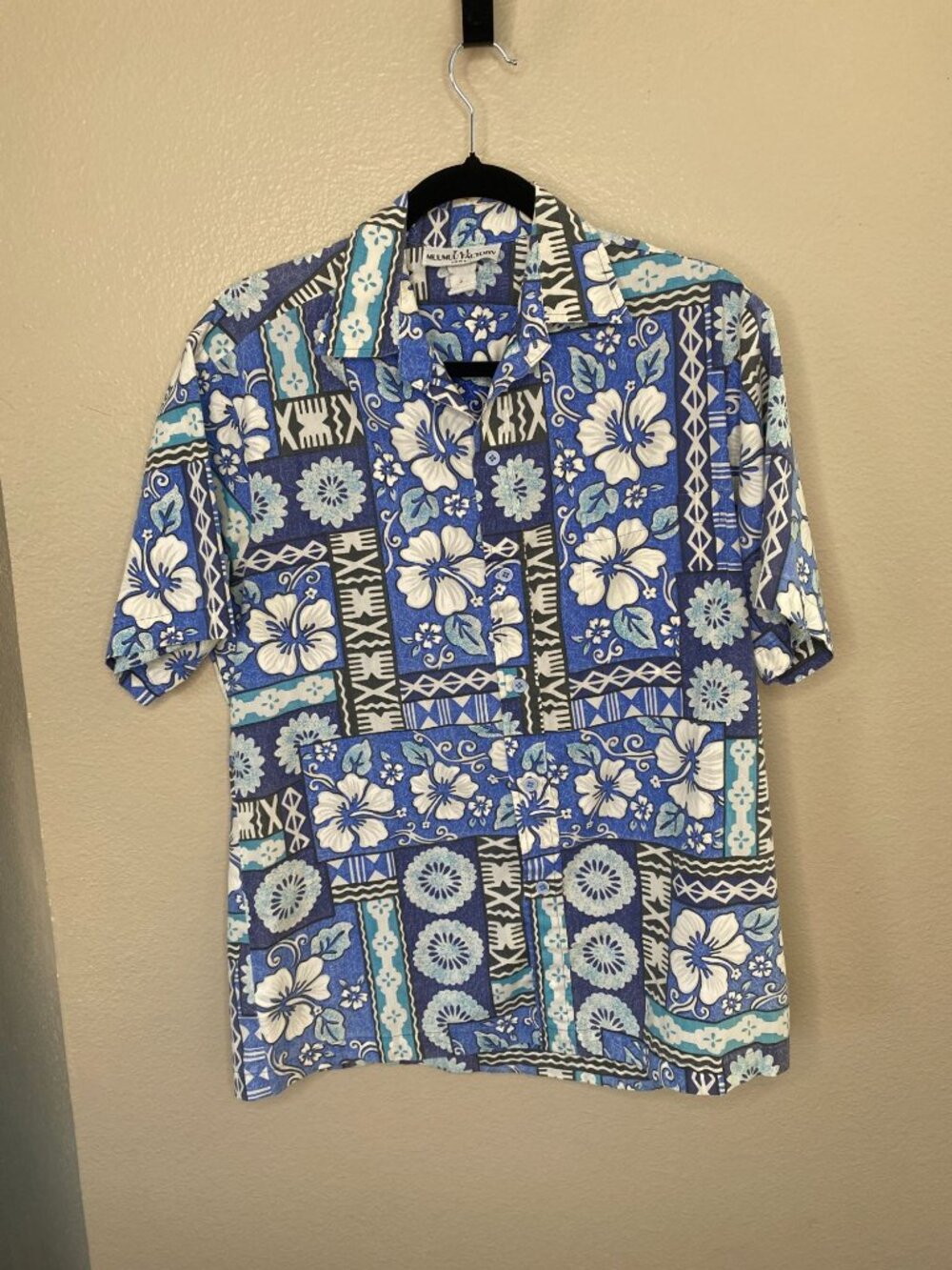 Vintage Mens T&L Muumuu Factory Hawaiian Shirt Blue Floral 100% Cotton Medium